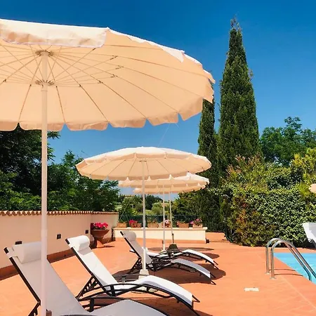 Bed & Breakfast Lavinia 3*