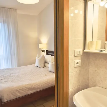 Lavinia Bed & Breakfast