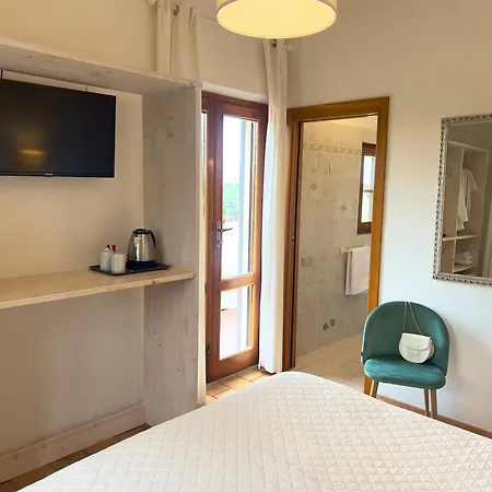 Lavinia Oda ve Kahvaltı 4*