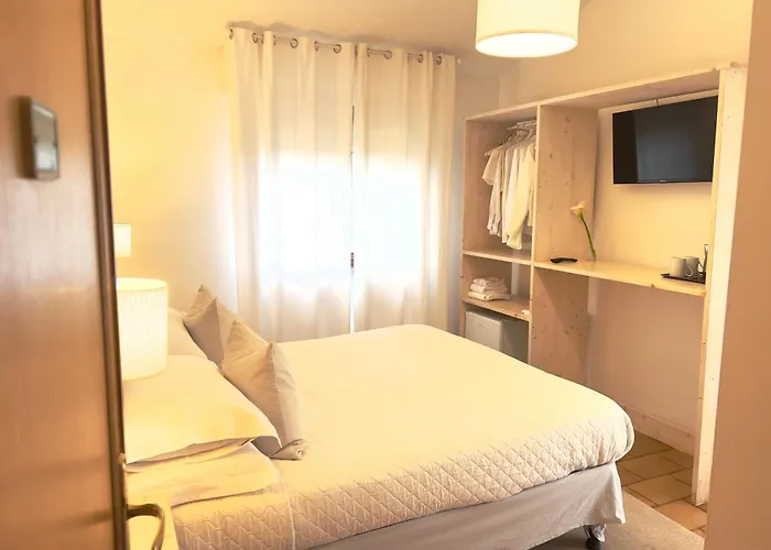 B&B Lavinia 몬테스쿠다이오